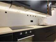 Habitación en piso compartido de 9 habitaciones en...