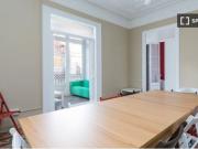 Habitación en piso compartido de 9 habitaciones en...