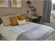 Habitación en piso compartido de 9 habitaciones en La...