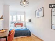 Habitación en piso compartido de 5 habitaciones en...