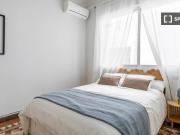 Habitación en piso compartido de 4 habitaciones en...