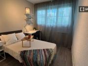 Habitación en piso compartido en alquiler en Aluche, Madrid
