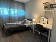 Habitación en piso compartido en alquiler en Aluche, Madrid