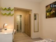 Se alquila habitación en piso compartido de 3...