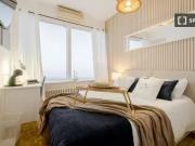 Habitación en piso compartido en alquiler en Cuatro...