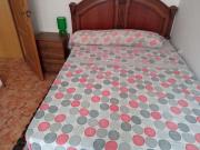 Habitación en piso compartido de 4 habitaciones en La...