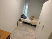 Habitación en piso compartido en alquiler en Lucero, Madrid
