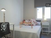Habitación en piso compartido en alquiler en Numancia,...