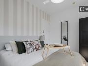 Habitación en piso compartido en alquiler en Pacífico,...