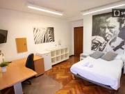 Habitación en piso compartido en alquiler en Plaza...