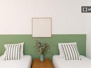 Habitación en piso compartido en alquiler en Ríos Rosas,...