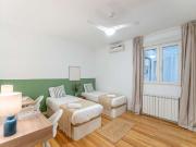 Habitación en piso compartido en alquiler en Ríos Rosas,...