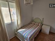 Habitación en piso compartido en alquiler en San Vicente...