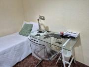 Habitación en piso compartido en alquiler en Sant...