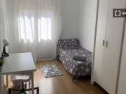 Habitación en piso compartido en alquiler en Santa...