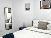 Habitación en piso compartido en alquiler en Recoletos,...