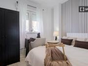 Habitación en piso compartido en alquiler, San Isidro,...