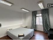 Habitación en piso compartido en barcelona
