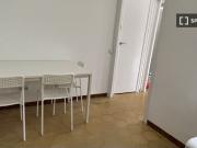 Habitación en piso compartido en barcelona