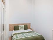 Habitación en piso compartido en Berruguete, Madrid