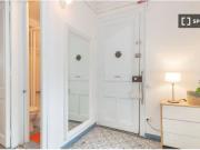 Habitación en piso compartido en el distrito de Sarrià...