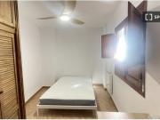 Habitación en piso compartido en Granada