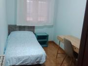 Habitación en piso compartido de 4 habitaciones,...