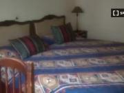 Habitación en piso compartido en Oviedo para parejas:...
