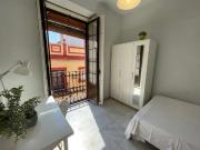 Habitación en piso compartido en alquiler en Feria, Sevilla