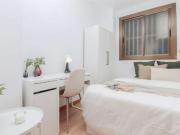 Habitación en piso compartido de 7 habitaciones, Vila de...