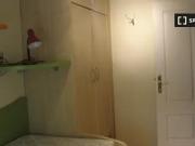 Habitación en piso compartido en Zaragoza Habitación en piso compartido en Zaragoza