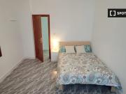 Se alquila habitación en piso compartido de 6...