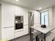 Habitación en piso compartido, Valverde, Madrid