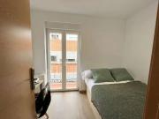 Habitación en piso de 10 habitaciones en San Diego, Madrid