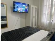 Habitación en piso de 3 dormitorios en el Eixample