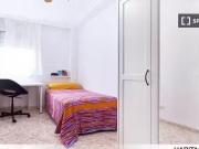 Habitación en piso de 3 habitaciones en alquiler en El...