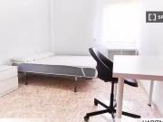 Habitación en piso de 3 habitaciones en alquiler en El...