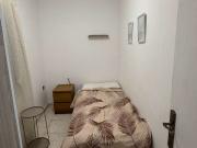 Habitación en piso de 3 habitaciones en alquiler en El...