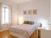 Habitación en piso de 4 habitaciones en alquiler en La...