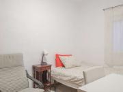 Habitación en piso de 4 habitaciones en alquiler en...