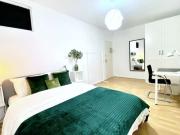 Habitación en piso de 5 habitaciones, Castillejos, Madrid