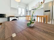 Habitación en piso de 5 habitaciones en Camins Al Grau