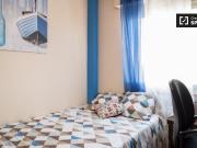 Habitación en piso de 6 habitaciones, Alcalá de Henares