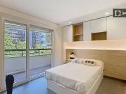 Habitación en piso de 6 habitaciones en alquiler en...