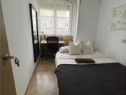 Habitación en piso de 7 habitaciones en alquiler en...