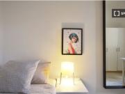 Habitación en piso de 8 habitaciones en Moncloa