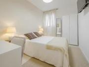 Habitación en Plaza de Santa Teresita, Puerta del Ángel