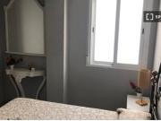 Habitación en un piso compartido de 3 habitaciones en...
