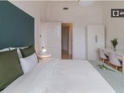 Habitación en un piso compartido de 7 habitaciones en...