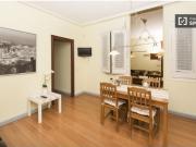 Habitación enorme con llave independiente en apartamento...